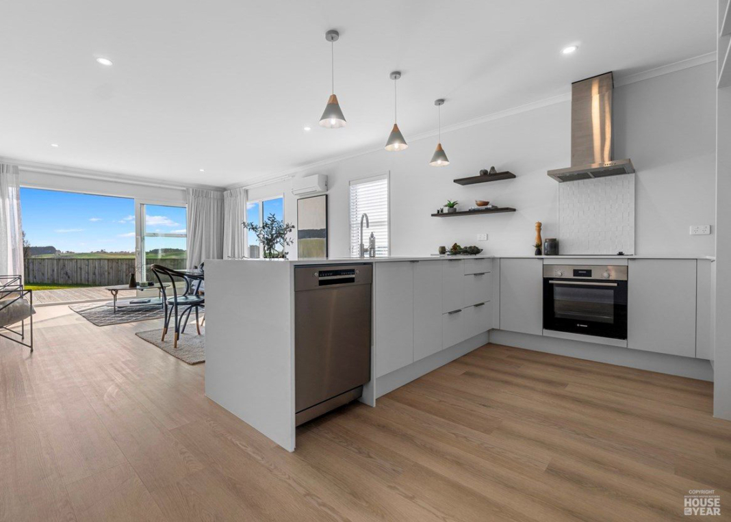 17 Meadows Drive  Clevedon Meadows, Clevedon,